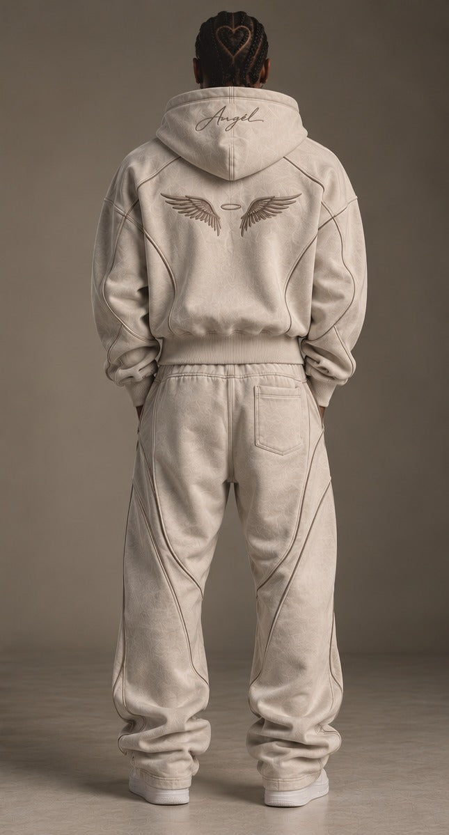 Angél Tracksuit Beige – Rückansicht mit Wings + Halo